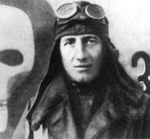Годвин Брумовски родился 26 июля 1889 года в польском местечке Вадовицы в семье - фото 26
