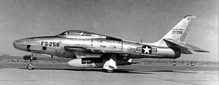 Обозначение самолета RF84FRBF84F участвующего в программе FICON было - фото 97