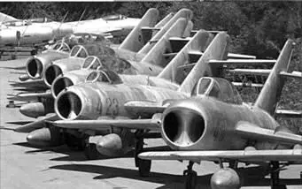 А вот и конец F6C на авиабазе Ринас 2006 г Облицовка со стен бункера уже - фото 77
