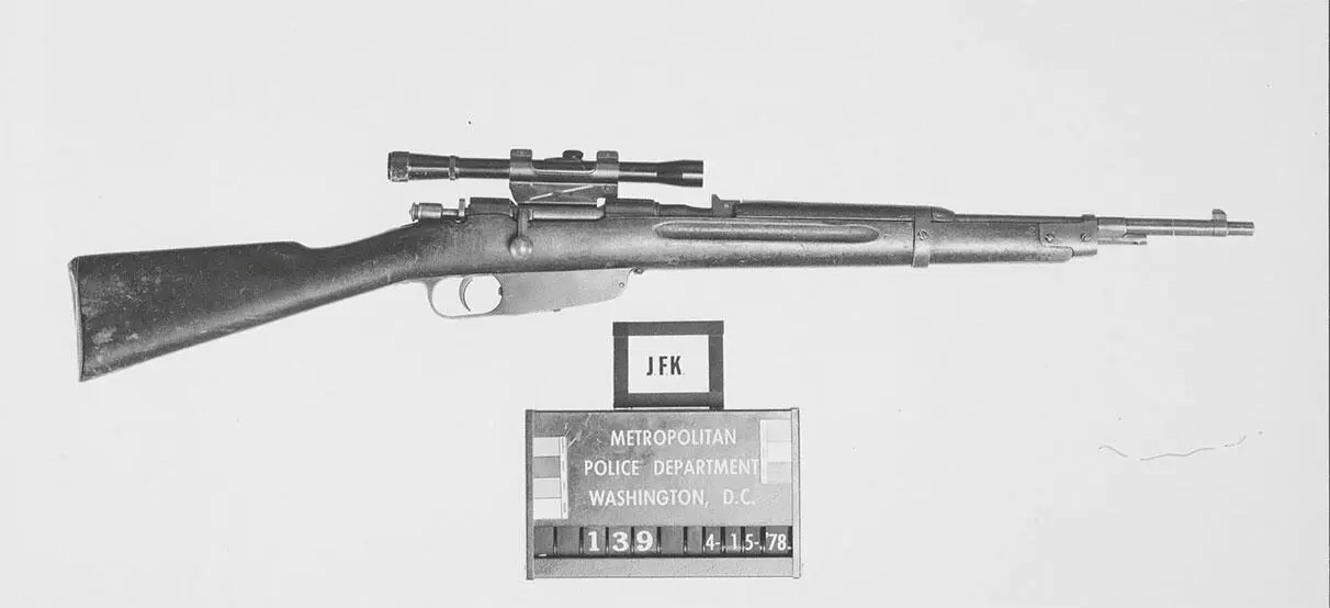 Принадлежавшая Освальду винтовка Mannlicher Carcano итальянского - фото 82
