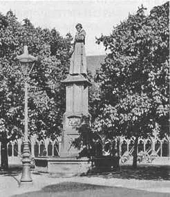Рис 39 Памятник Бертольду Шварцу в городе Фрейбурге Фотография 1890 года - фото 41
