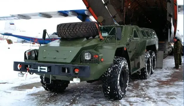 Бронированный автомобиль Булат на выставке Оборона и защита в Нижнем - фото 22