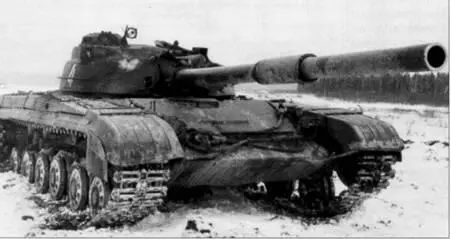 Танк Объект 434 на фото машина выпуска 1967 г Боевая масса 353 т - фото 165