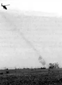 За период операции Iraqi Freedom вертолеты AH1W эскадрильи HMLA269 - фото 161