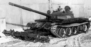 Танки Т62 и Т72 оснащенные тралом КМТ9 Характеристика трала изделие - фото 150