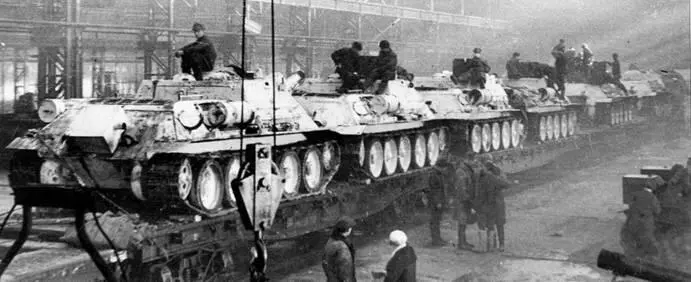 Танковых дизелей типа В2 с начала 1939 г по первое полугодие 1945 г было - фото 56