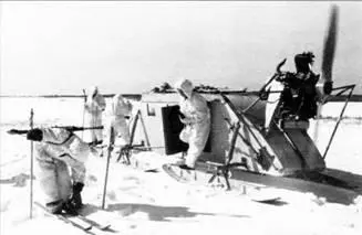 Доставка лыжной группы аэросанями НКЛ1641 Западный фронт 1942 г Захват - фото 145