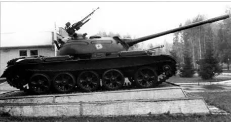 Танк Т54А выпуска 1957 г Командирский танк Т54АК Боевая масса 3636 - фото 181