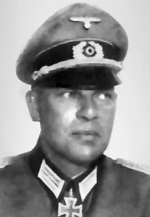 Генрих Гётц РК 351942 подполковник командир 466го пехотного полка РКДл - фото 649
