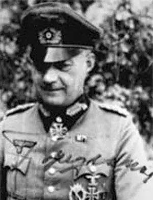 Адольф Рэгенер РК 2561940 подполковник командир 309го пехотного полка - фото 717