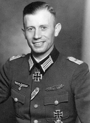 Гейнц Оскар Лэбе РК 731944 подполковник командир 1го батальона 44го - фото 727