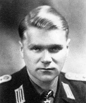 Альфред Монтаг ЗГК 381943 оберлейтенант резерва командир 2й батареи - фото 740