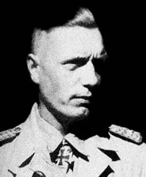 Карл Лотар Шульц 1101935 переведен в люфтваффе оберлейтенантом и назначен - фото 838