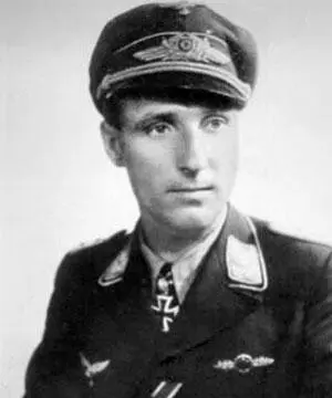 Вильгельм Батц Первую победу одержал 1131943 сбив советский самолет ЛаГГ3 - фото 871