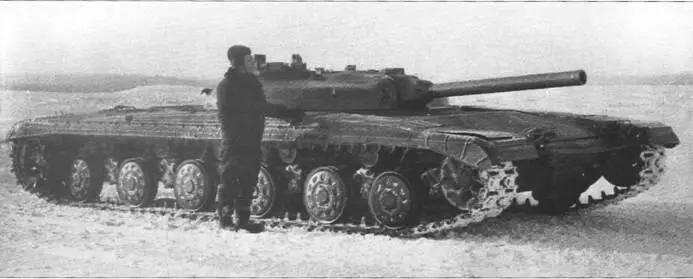 Опытный танк Объект 775T Опытный танк Объект 287 На заднем плане - фото 47