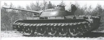 Танк T54A оборудованный гусеницами со съемными упругыми уширителями 1961 г - фото 123