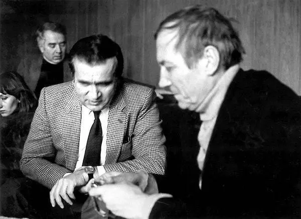 Прошли годы а мы снова и снова сверяем часы И за нами верный Любен - фото 34