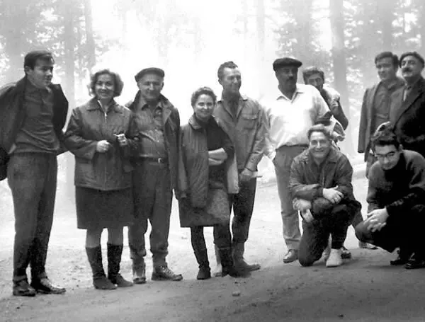 Встреча Тодора Живкова с молодыми интеллектуалами 1968 г В лесу над дворцом - фото 35