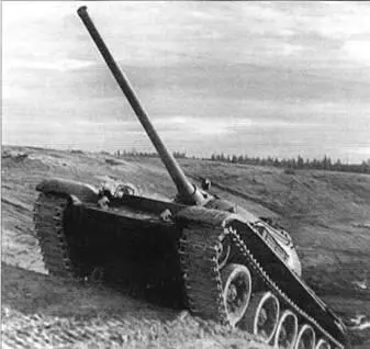 Танк Т54 обр1951 г на заводских испытаниях В 1952 г в Министерстве - фото 162