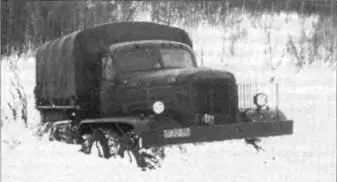 Движение автомобиля ЗИСЭ134 макет 1 по снежной целине - фото 102