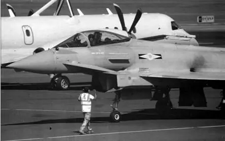 Истребитель Тайфун после выполнения пилотажа Американский F 15Е - фото 15