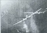 Вот он задымил Правый мотор Bf110 уже горит Хорошо видны трассы снарядов - фото 63
