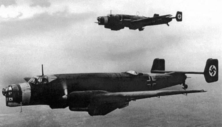Средние бомбардировщики юнкерсы Ju86 Коппенберг рвал и метал Зиндель боялся - фото 111