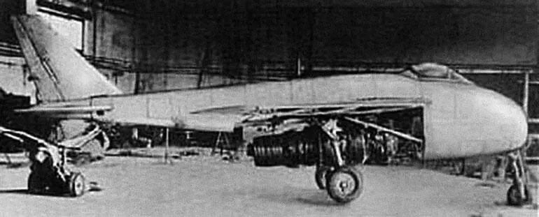 Экспериментальный стреловидный самолет Мессершмитта 1945 год Вилли планировал - фото 88