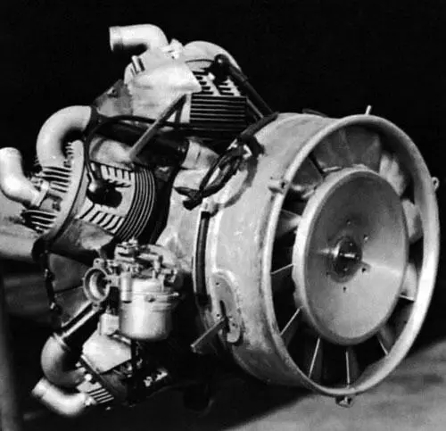 Автомобильный мотор Мессершмитта 1954 год Четырехместный автомобиль Р511 был - фото 90