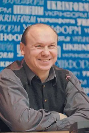 Первая половина 90х годов стала в Украине временем форварда Виктора Леоненко - фото 18