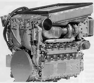 10цилиндровый турбопоршневой дизель 10V892HPD мощностью 1100 лс Все эти - фото 29