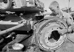писал А А Морозов 5 марта 1973 г и считал что ходовая часть Т64А - фото 49