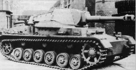 Опытная самоходная установка 105 cm leFH 181 Sf auf Geshutzwagen Ivb - фото 100