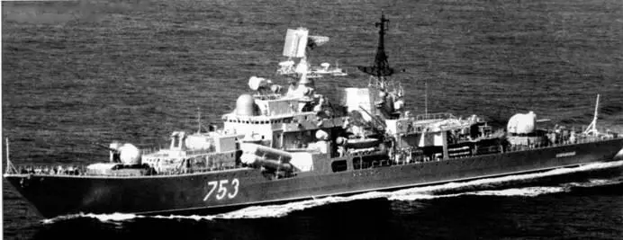 Эскадренный миноносец пр 956 Современный 1982 г Однако еще ранее на - фото 78