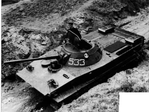 ПТ76 с пушкой Д56Т на учениях Советской Армии Август 1981 г - фото 61