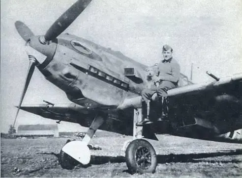 Bf109E7 из состава IIIJG52 на румынском аэродроме Мамайя лето 1941 г - фото 49