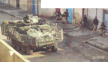 В Ираке на американских Страйкерах скопировали российскую конструкцию защиты - фото 60