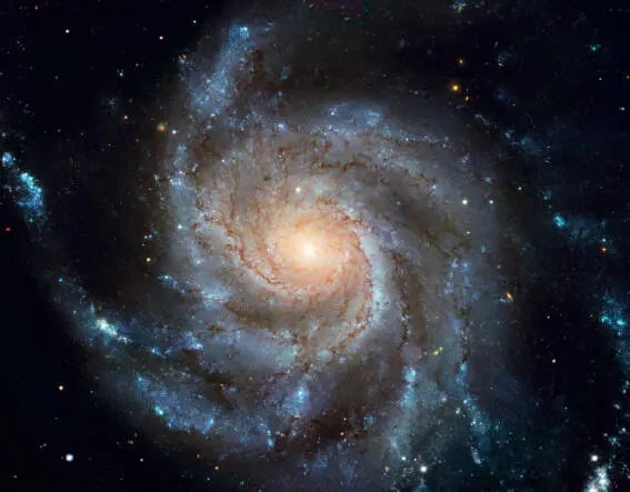 Рис 2 Гигантская спиральная галактика М101 класса Sc Рис 3 Спиральная - фото 62