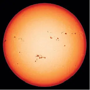 Рис 21 Вид Солнца вблизи максимума цикла Рис 22 Солнечное пятно и - фото 76