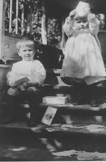 Внуки Ванечка и Танечка Ясная Поляна 1904 г В день семидесяти пятилети - фото 40
