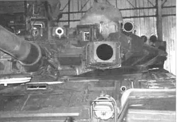 Вид на левую сторону башни танка Т90 Хорошо видны детали оборудование - фото 84