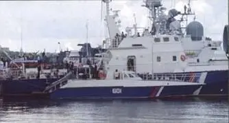 Российские пограничники выставили на салоне сразу несколько своих кораблей На - фото 67