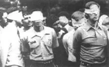 Американские заложники захваченные в Тегеране исламистами в 1979 г Весной - фото 117