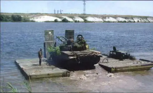 Переправа Т72Б через водную преграду на самоходном пароме Волна - фото 39