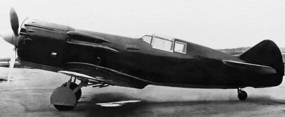 Первый опытный экземпляр И28 во время проведения испытаний 10 июня 1939 г - фото 129