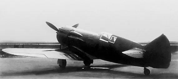 Первый опытный экземпляр И28 во время проведения испытаний 10 июня 1939 г - фото 130