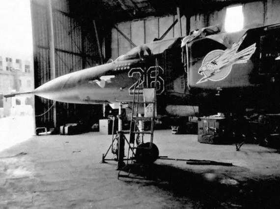 Истребитель МиГ23МЛД в ТЭЧ Баграмской базы Август 1988 года Обстрелы - фото 65
