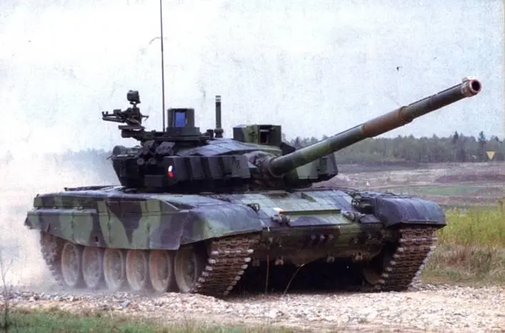 В чешской армии уже есть на вооружении небольшое количество T72M4CZ - фото 73