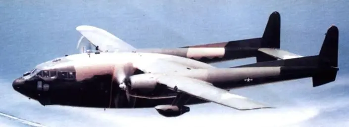 АС119К AC119G над джунглями Южного Вьетнама Эмблема 18й эскадрильи - фото 115