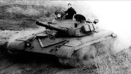 Т64А выпуска до 1972 г ХГв ВТКУ июнь 1977 г Опытный танк объект 445 - фото 49